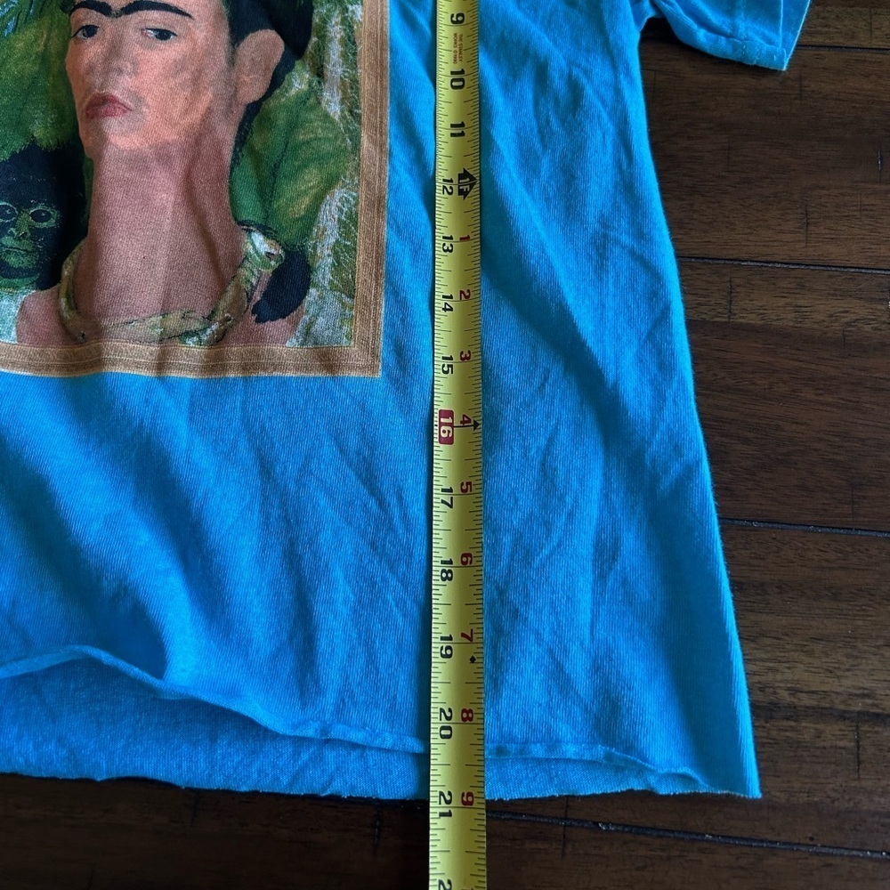 Self Portrait Blue Sky Frida Kahlo with Monkey Short Sleeve Tee Shirt Size Small - Picture 3 of 8